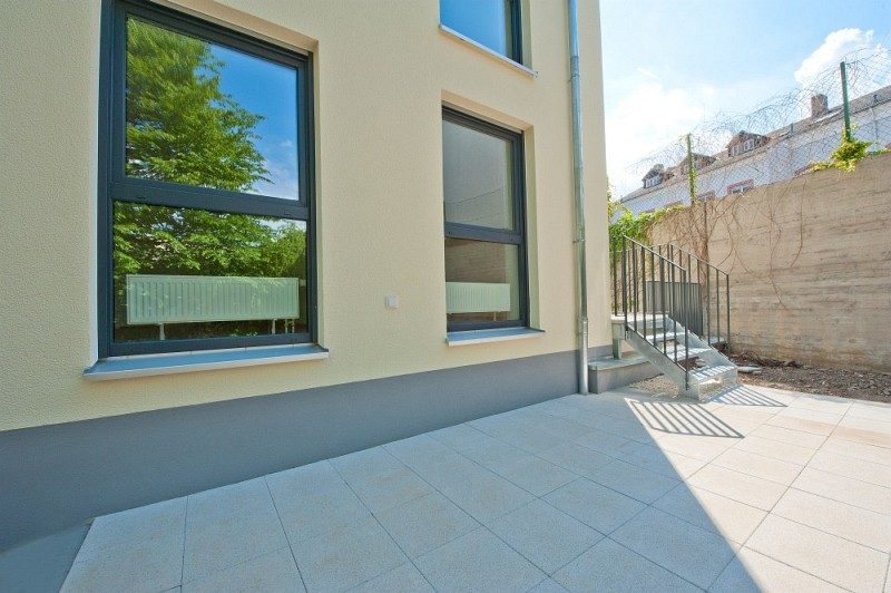 Winkeler Strasse Außenansicht Wohnung nach Umbau Winkeler Strasse Außenansicht Wohnung nach Umbau