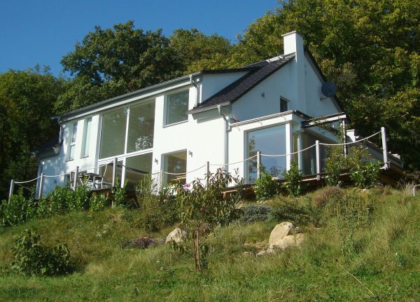 Referenzimmobilie mit Garten am Wald Referenzimmobilie mit Garten am Wald