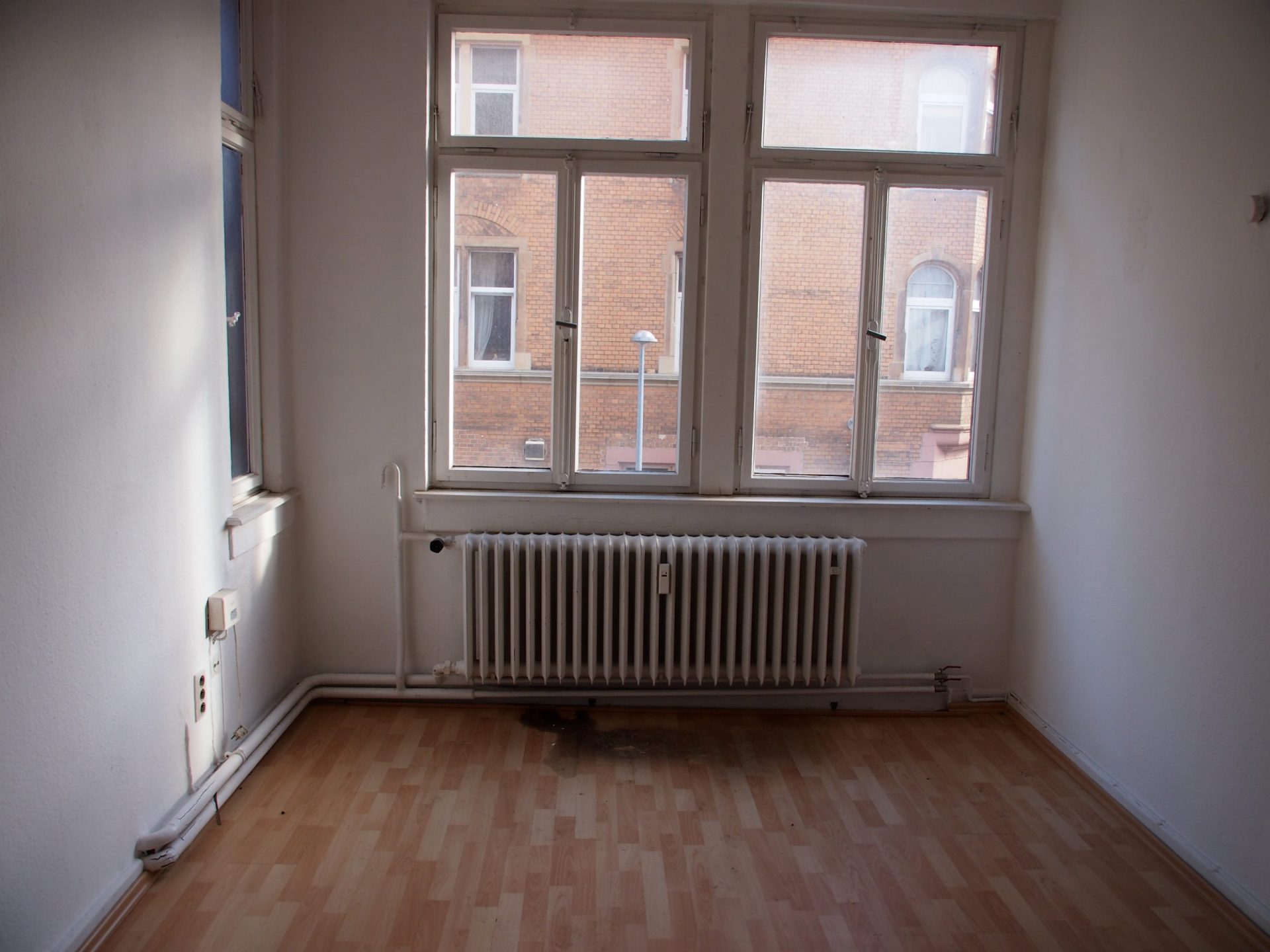 Neckarstrasse 1 Innenraum vor Sanierung Neckarstrasse 1 Innenraum vor Sanierung